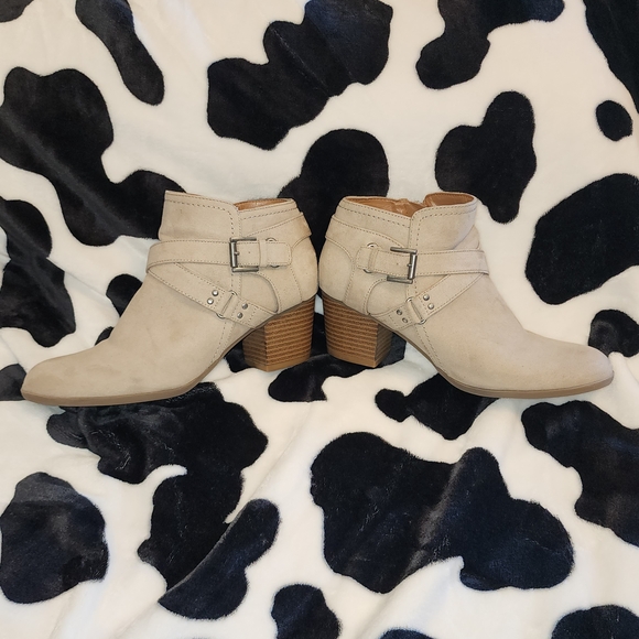 Indigo Road - Stylish Cream Ankle Booties with Buckle Detail - Picture 1 of 10